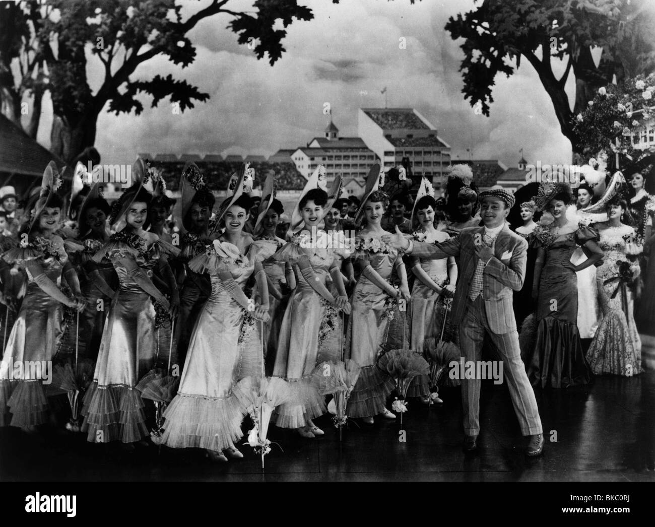 YANKEE DOODLE DANDY(1942) JAMES CAGNEY YDD 004P Stock Photo