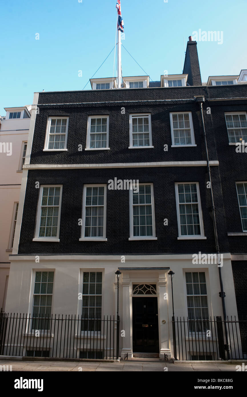 No 11 Downing st, residence of the chancellor of the exchequer of the