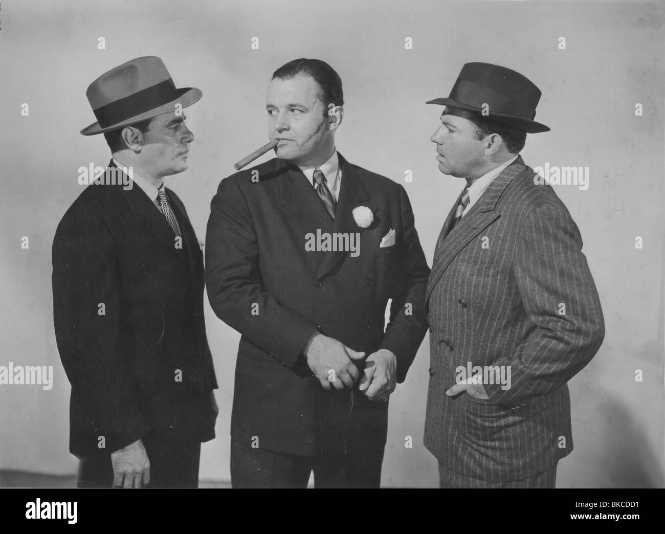 AL CAPONE (1959) MARTIN BALSAM, ROD STEIGER, NEHEMIAH PERSOFF ALCP 001FOH Stock Photo