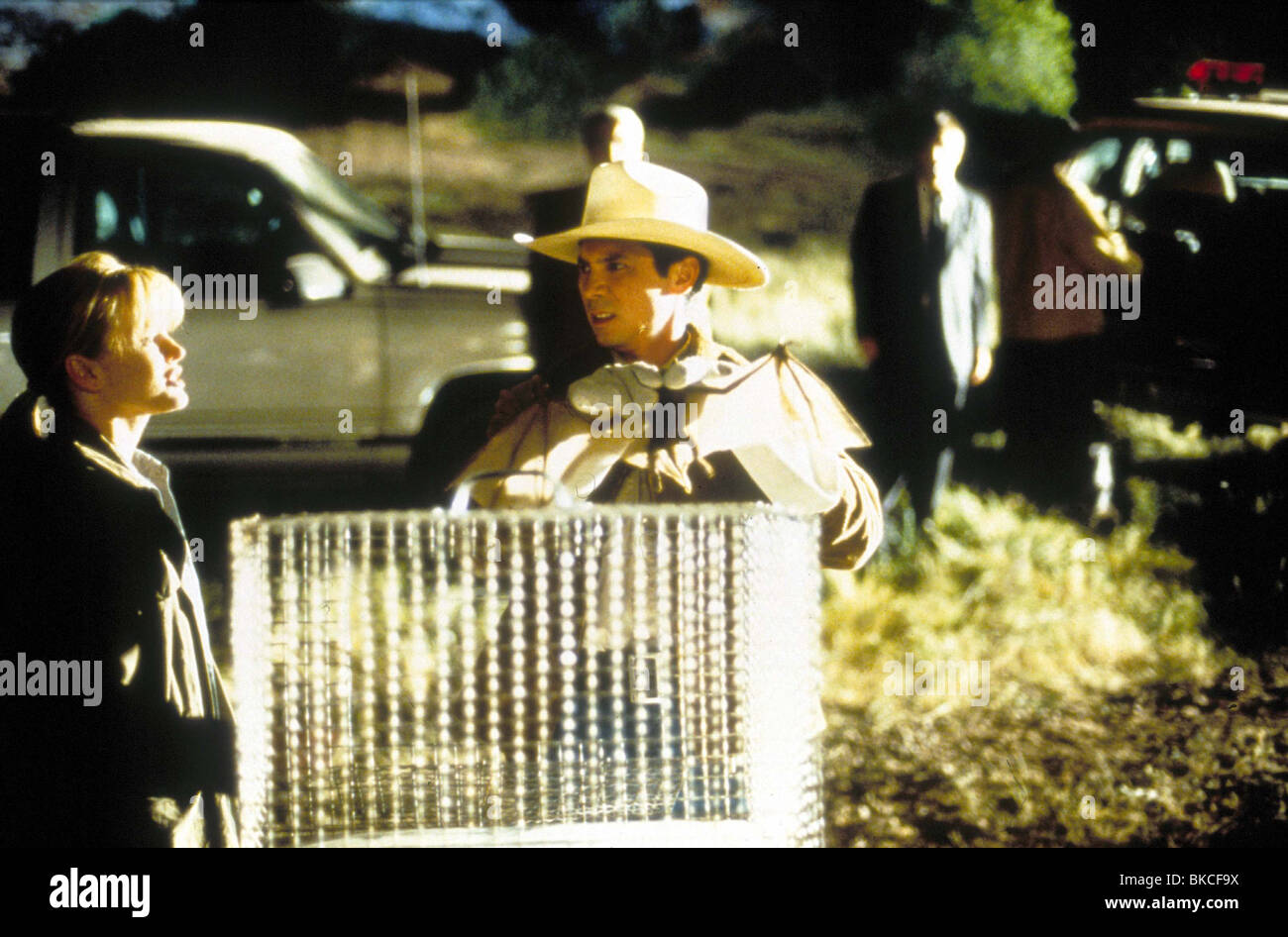 BATS (2000) DINA MEYER, LOU DIAMOND PHILLIPS BTAS 004 Stock Photo Alamy