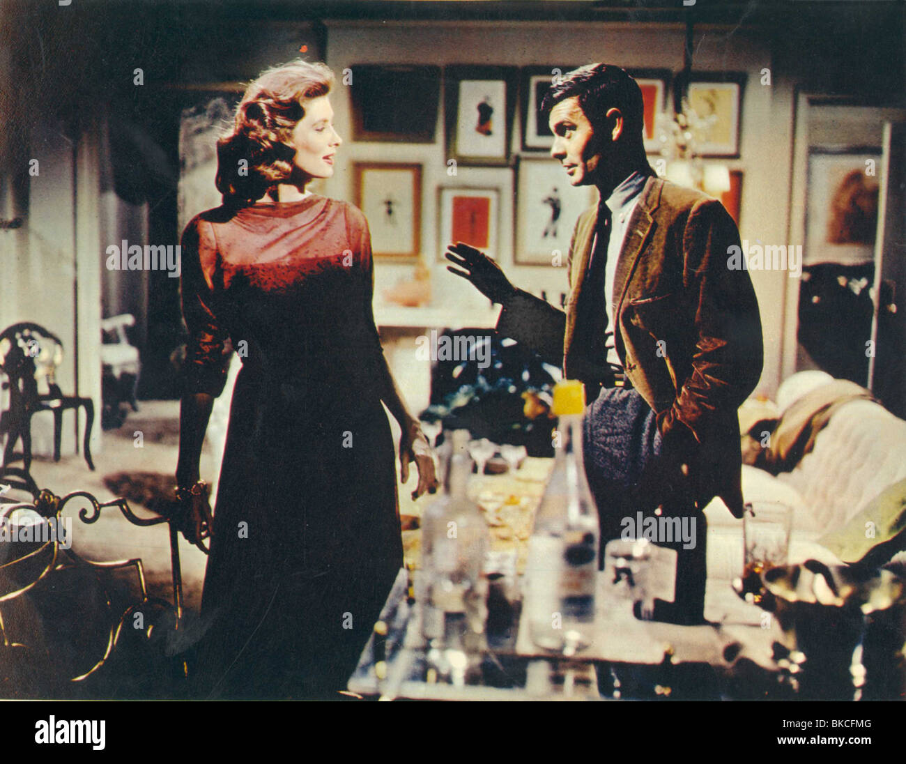 THE BEST OF EVERYTHING (1959) SUZY PARKER, LOUIS JOURDAN BOET 005FOH Stock Photo