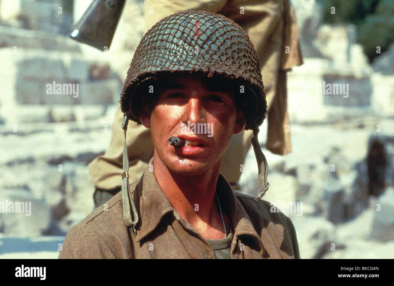 THE BIG RED ONE (1980) ROBERT CARRADINE BGRO 003 Stock Photo