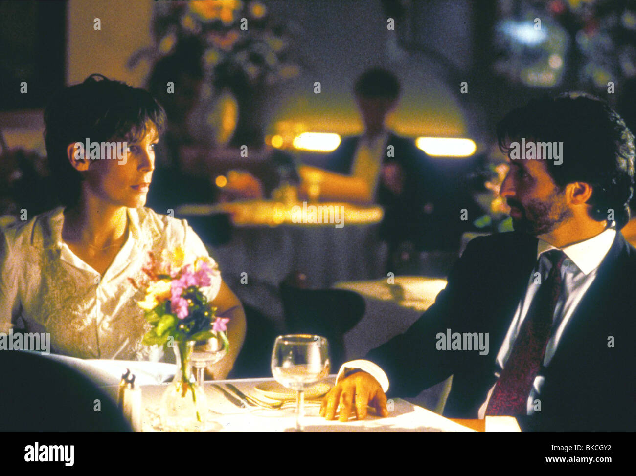 BLUE STEEL (1990) JAMIE LEE CURTIS, RON SILVER BLST 027 Stock Photo