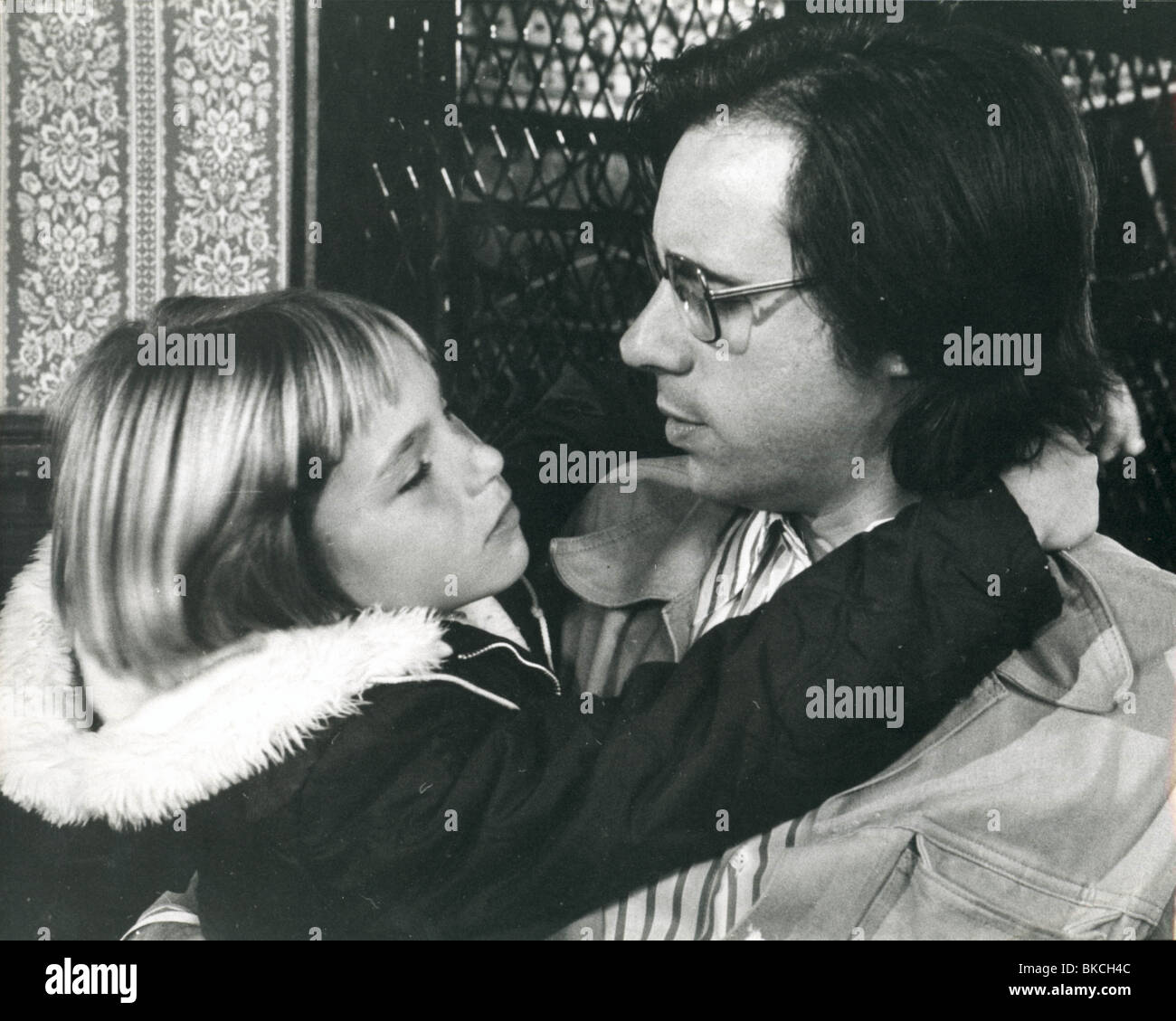 PETER BOGDANOVICH (DIR) O/S &rsquo; PAPER MOON&rsquo; WITH TATUM O&rsquo;NEAL PBGV 002P