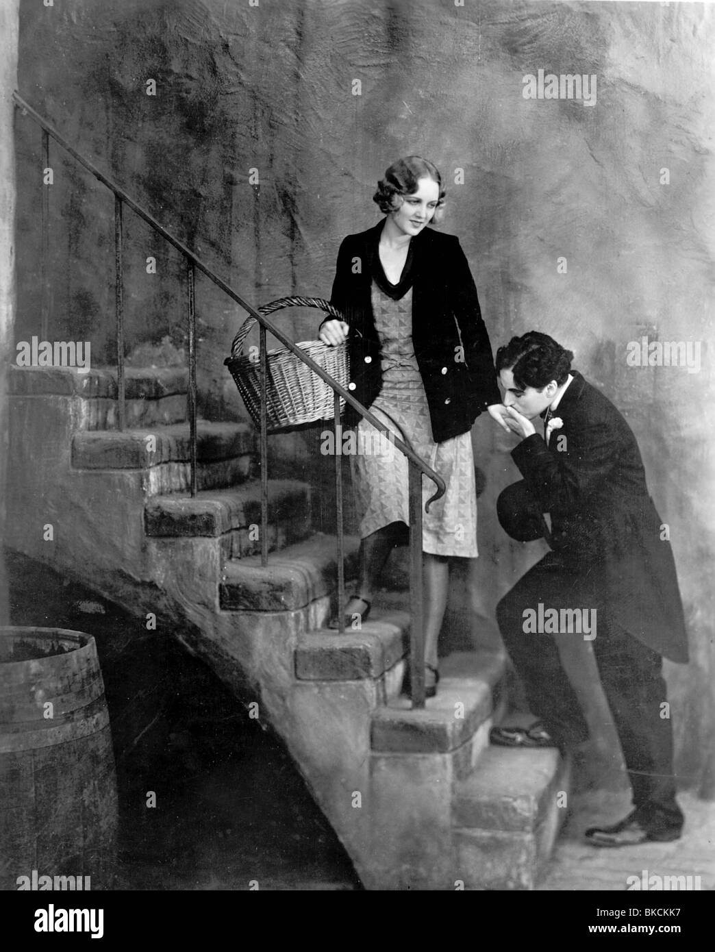 CITY LIGHTS (1931) VIRGINIA CHERRILL, CHARLIE CHAPLIN CTLS 005P Stock Photo