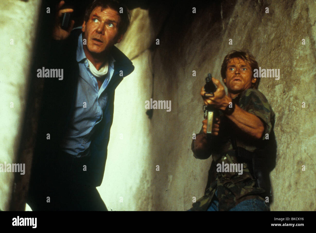 CLEAR AND PRESENT DANGER (1994) HARRISON FORD, WILLEM DAFOE CLPD 058 Stock Photo