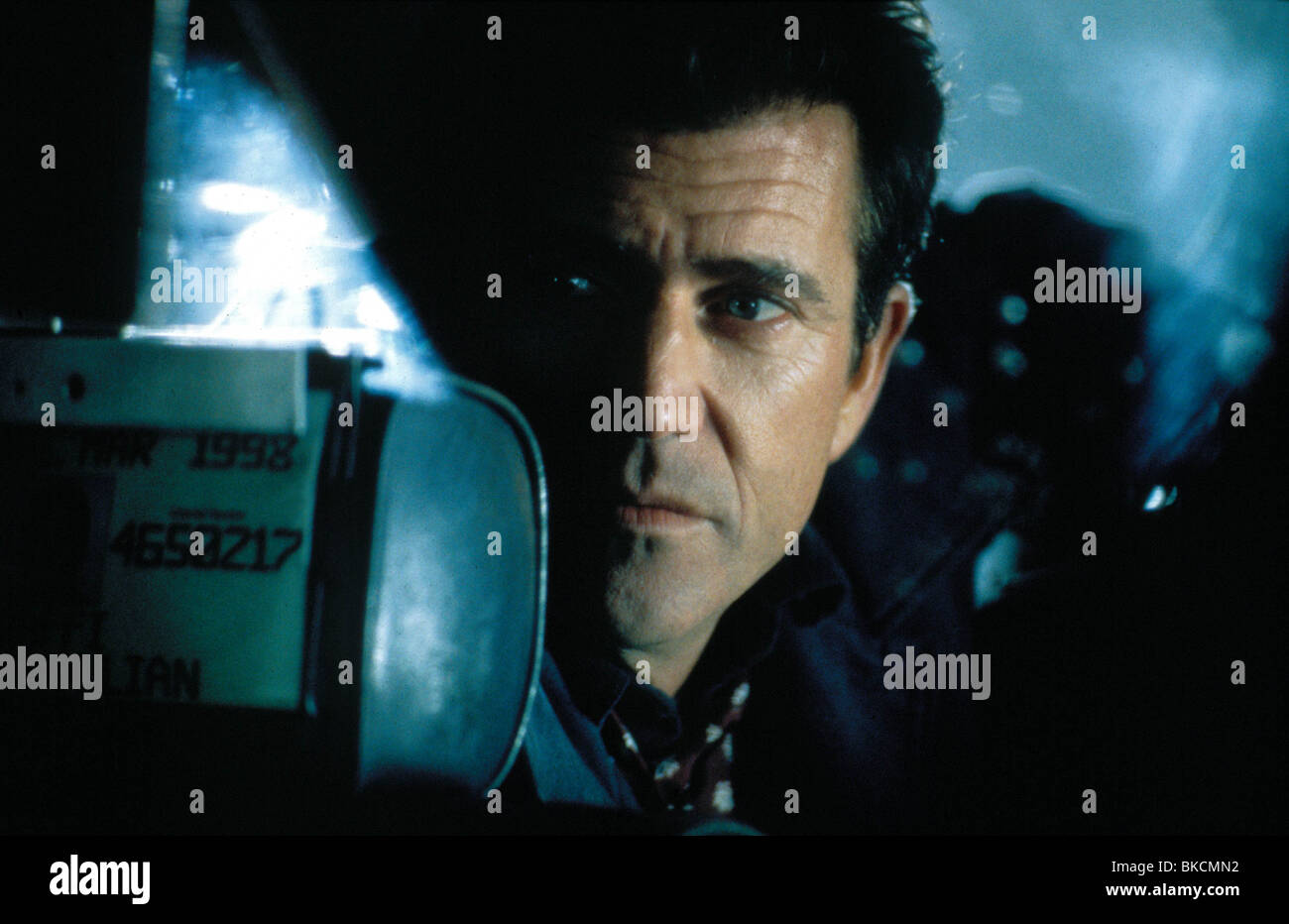 CONSPIRACY THEORY (1997) MEL GIBSON CTHE 066 Stock Photo - Alamy