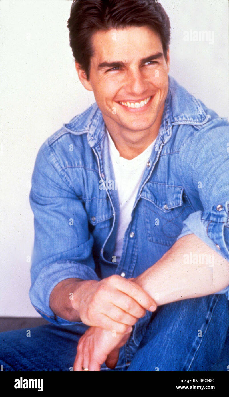 TOM CRUISE PORTRAIT O/S FAR AND AWAY (1992) TCR 003 Stock Photo - Alamy