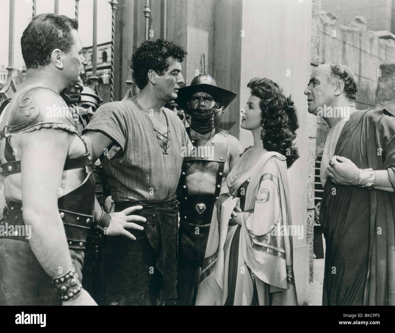 DEMETRIUS AND THE GLADIATORS (1954) VICTOR MATURE, SUSAN HAYWARD DATG 001P Stock Photo