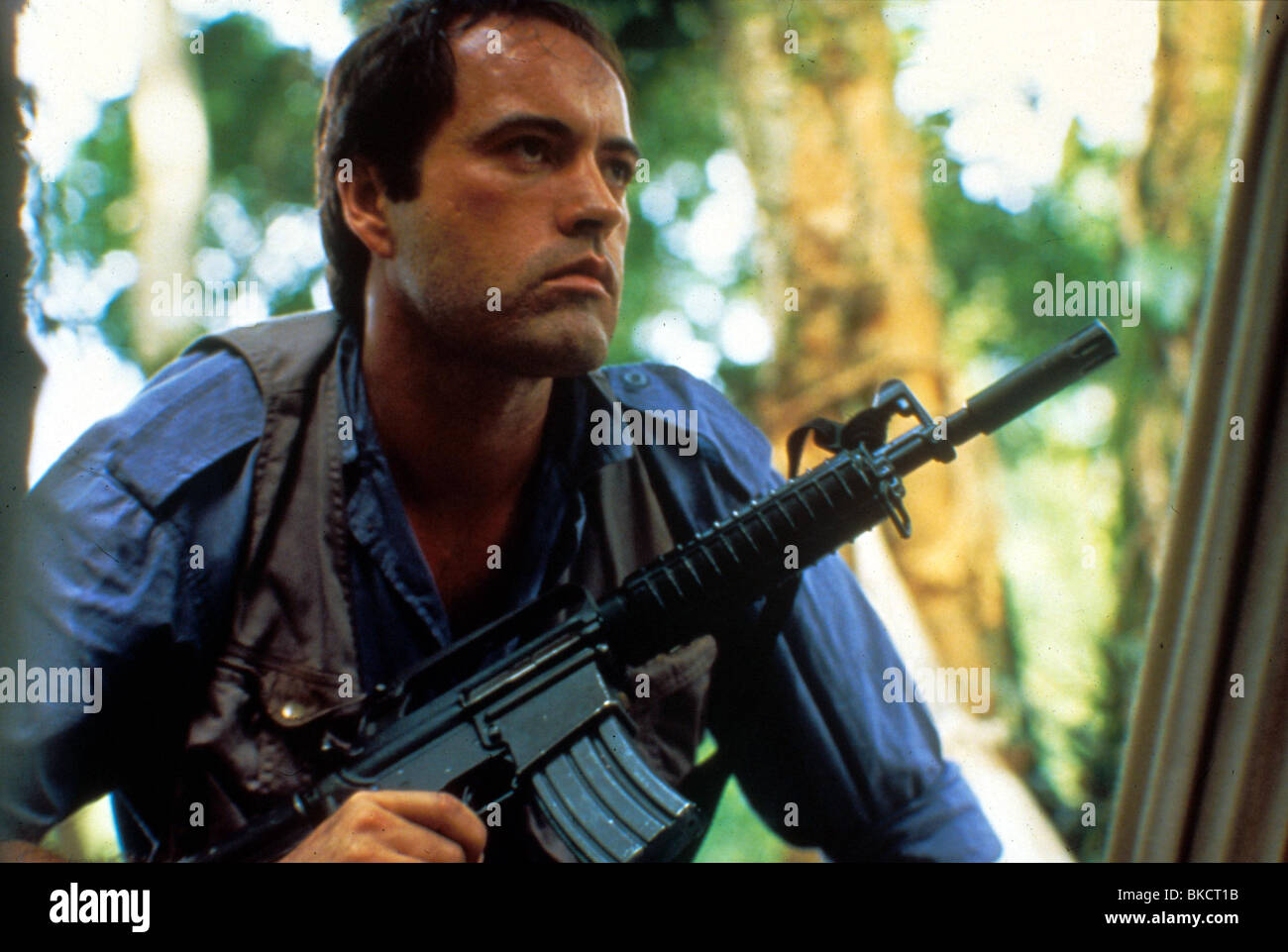 THE EMERALD FOREST (1985) POWERS BOOTHE EMRF 017 Stock Photo