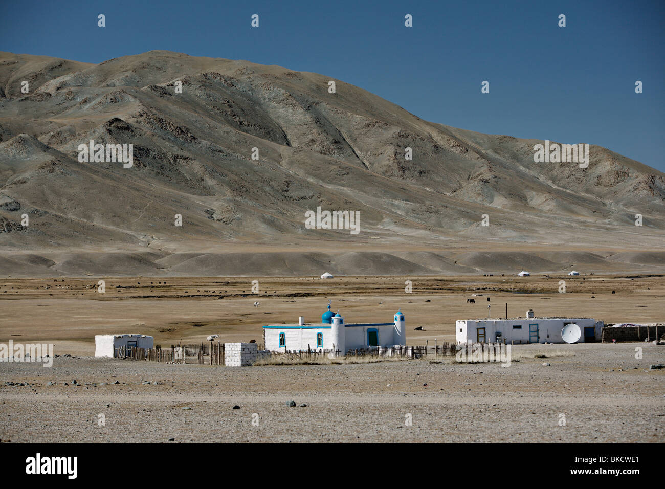 Small Muslim Village In The Middle Of Nowhere In Western Mongolia Stock Photo Alamy