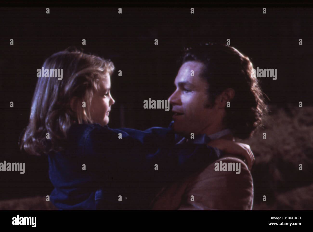 FIRESTARTER (1984) DREW BARRYMORE, DAVID KEITH FRST 002 Stock Photo Alamy