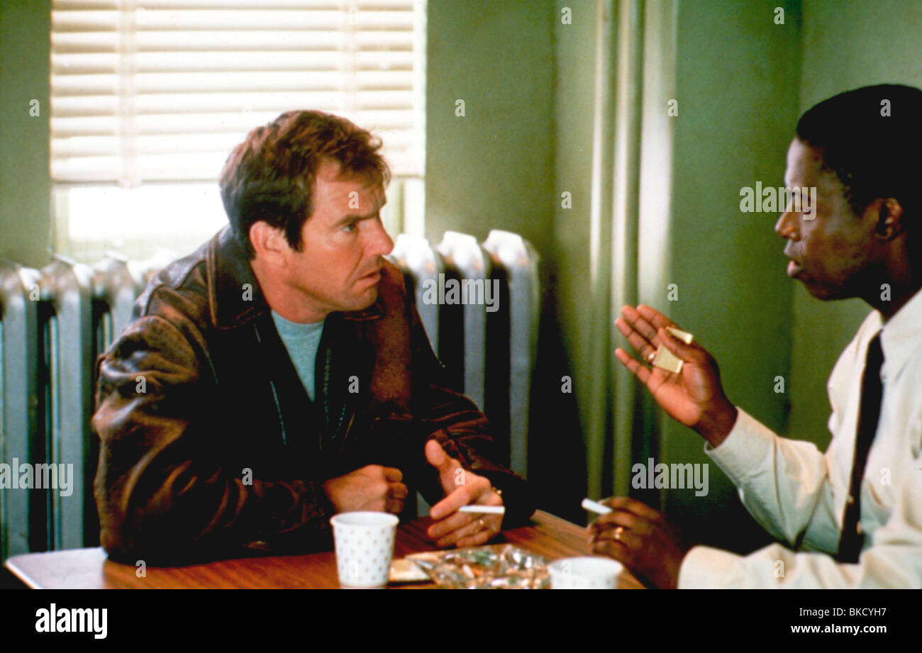 FREQUENCY (2000) DENNIS QUAID, ANDRE BRAUGHER FREQ 011 Stock Photo
