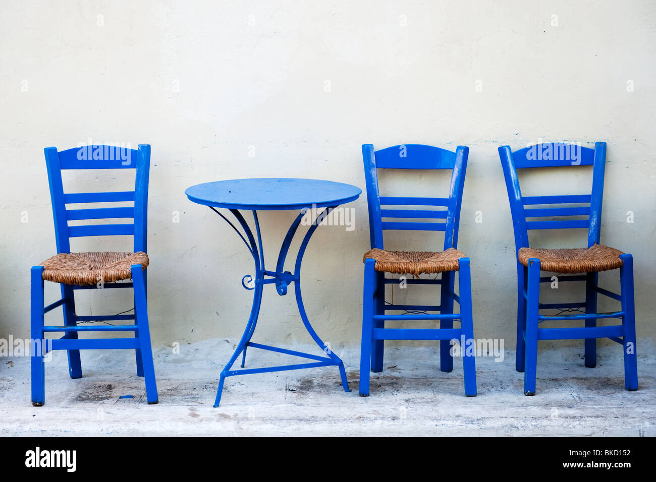 Traditional Greek terrace with blue tables and chairs Stock Photo Alamy