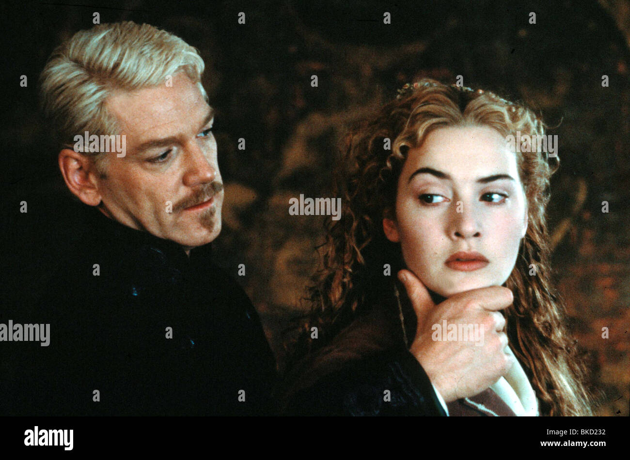 HAMLET (1996) KENNETH BRANAGH, KATE WINSLET HLET 026 Stock Photo