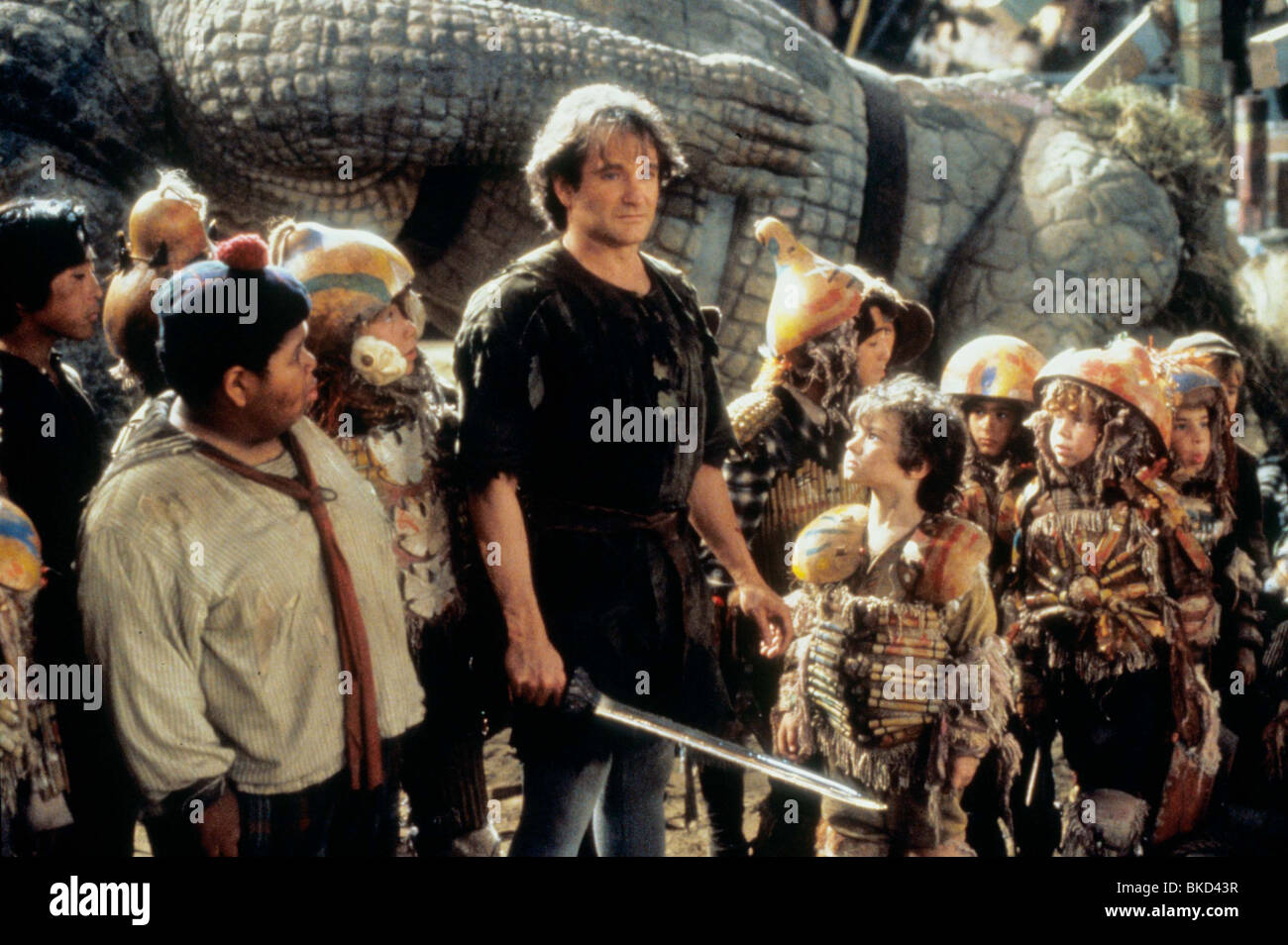 HOOK (1991) ROBIN WILLIAMS, THE LOST BOYS (CHARACTERS) HOK 047