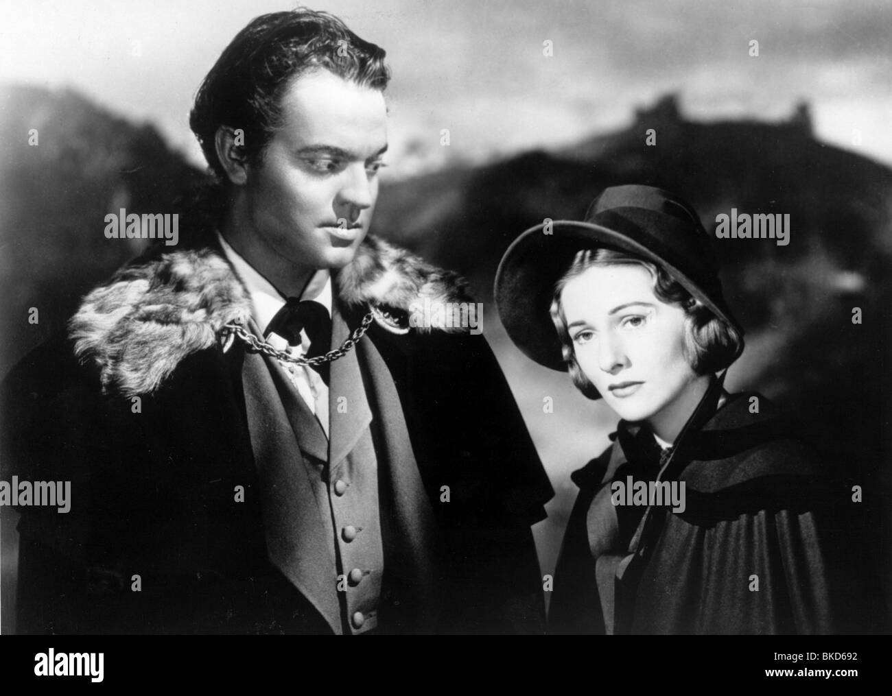 JANE EYRE (1943) ORSON WELLES, JOAN FONTAINE JEY 001P Stock Photo