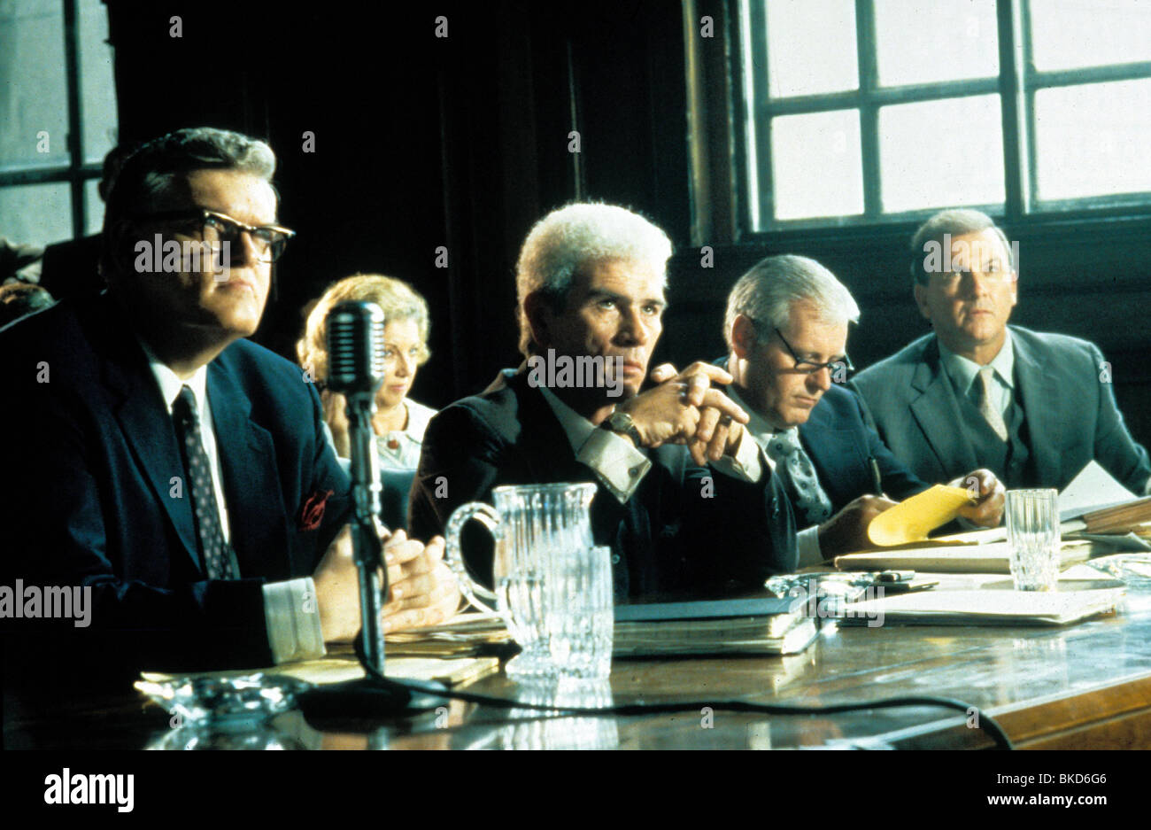 JFK -1991 TOMMY LEE JONES JFK Stock Photo