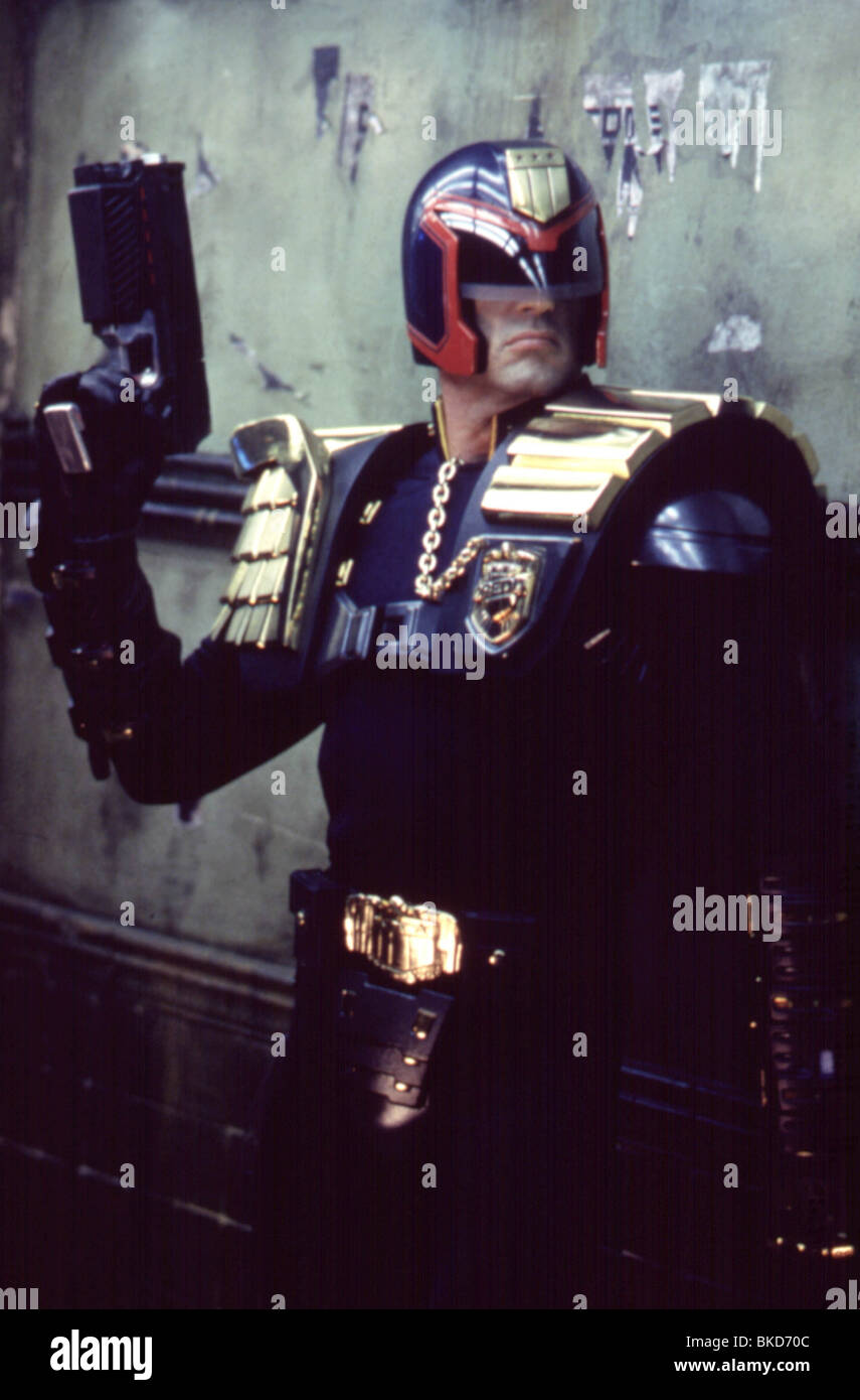 Judge dredd 1995 hi-res stock photography and images - Alamy