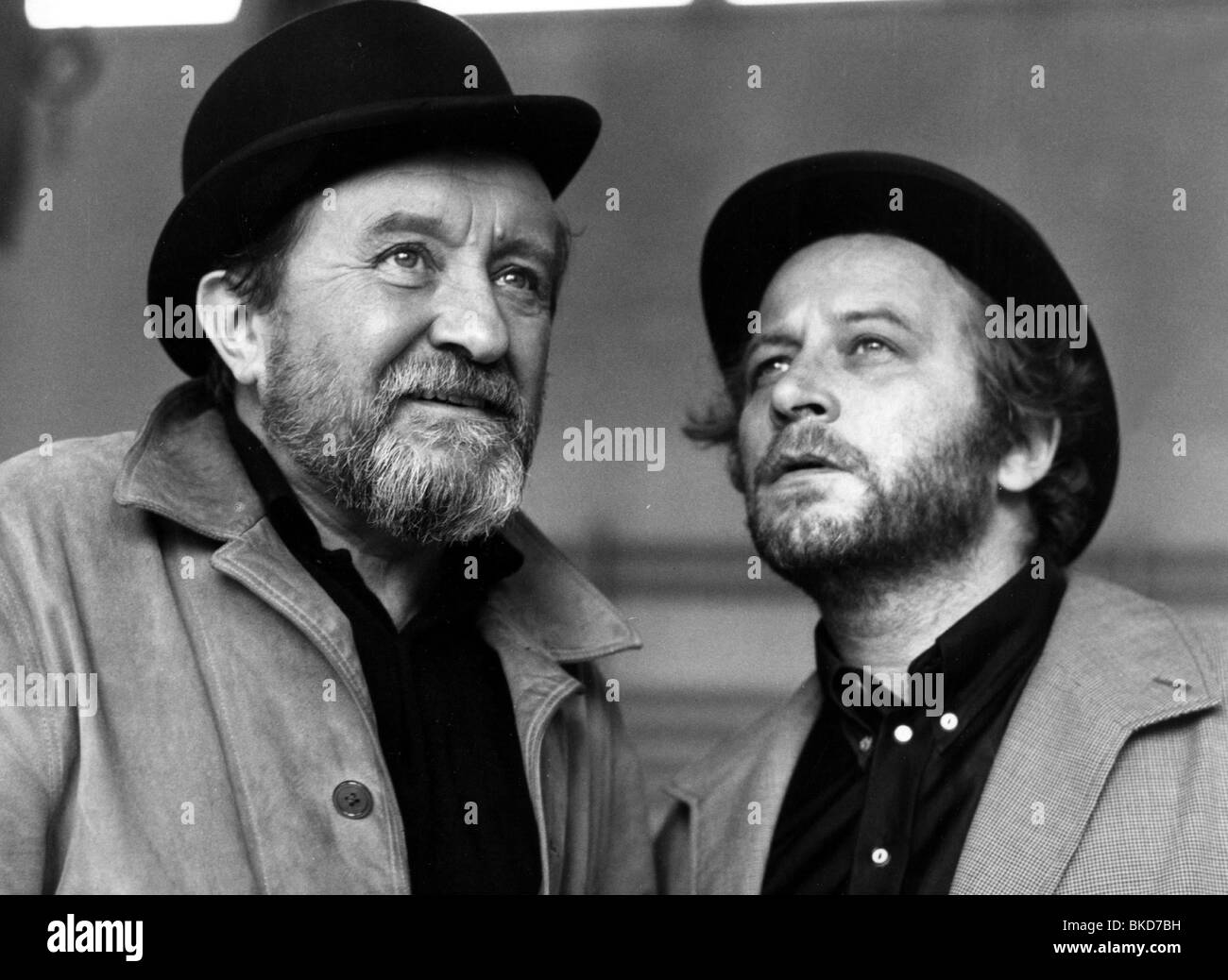 Lowitz, Siegfried  22.9.1914 - 27.6.1999, German actor, half length, with Kurt Sowinetz in the theatre play 'Waiting for Godot', 1970, Stock Photo