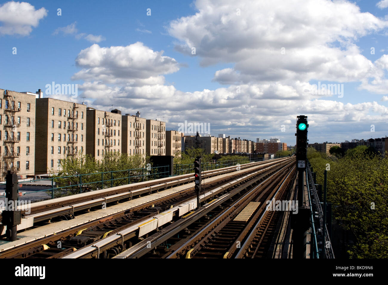 elevated subway tracks in the Bronx, NYC Stock Photo