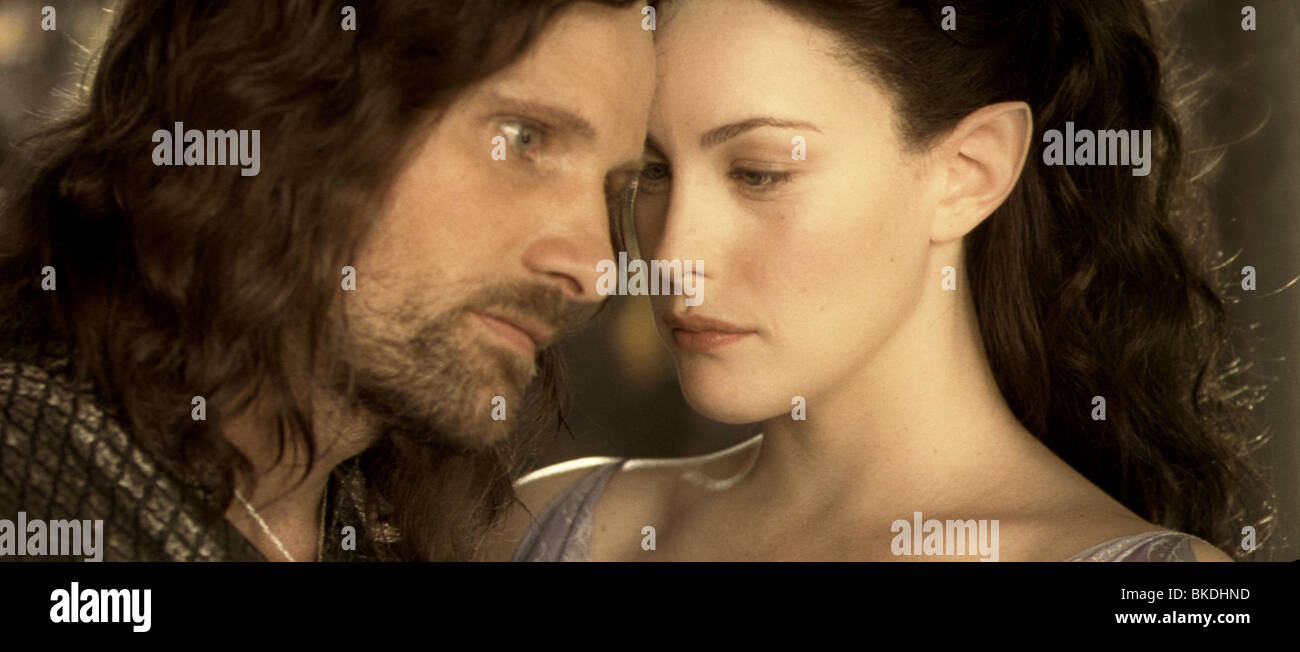 THE LORD OF THE RINGS: THE TWO TOWERS (2002) VIGGO MORTENSEN, ARAGORN, LIV TYLER, ARWEN TWRS 002 402 Stock Photo