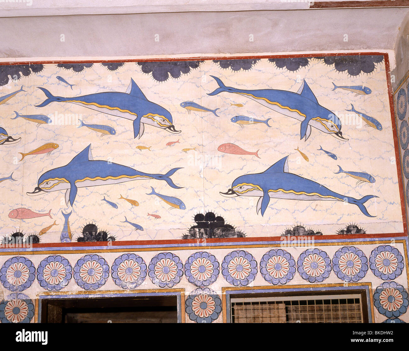 Fresco of The Dolphins, Bath Hall, Minoan Palace of Knossos, Rethymnon (Rethymno), Rethymno Region, Crete (Kriti), Greece Stock Photo