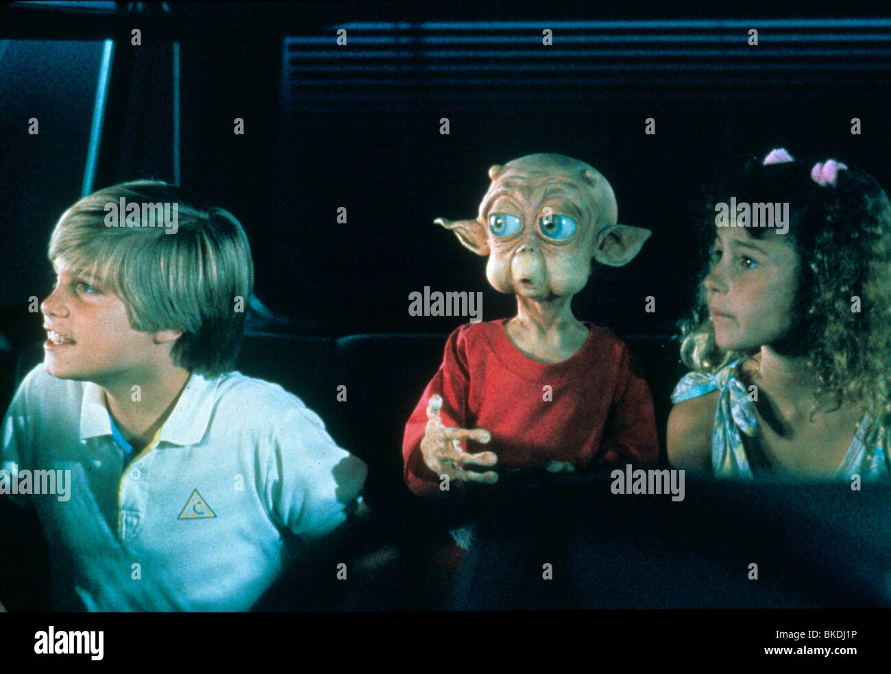 MAC AND ME (1988) MAC & ME (ALT) JADE CALEGORY MACM 003 H Stock Photo