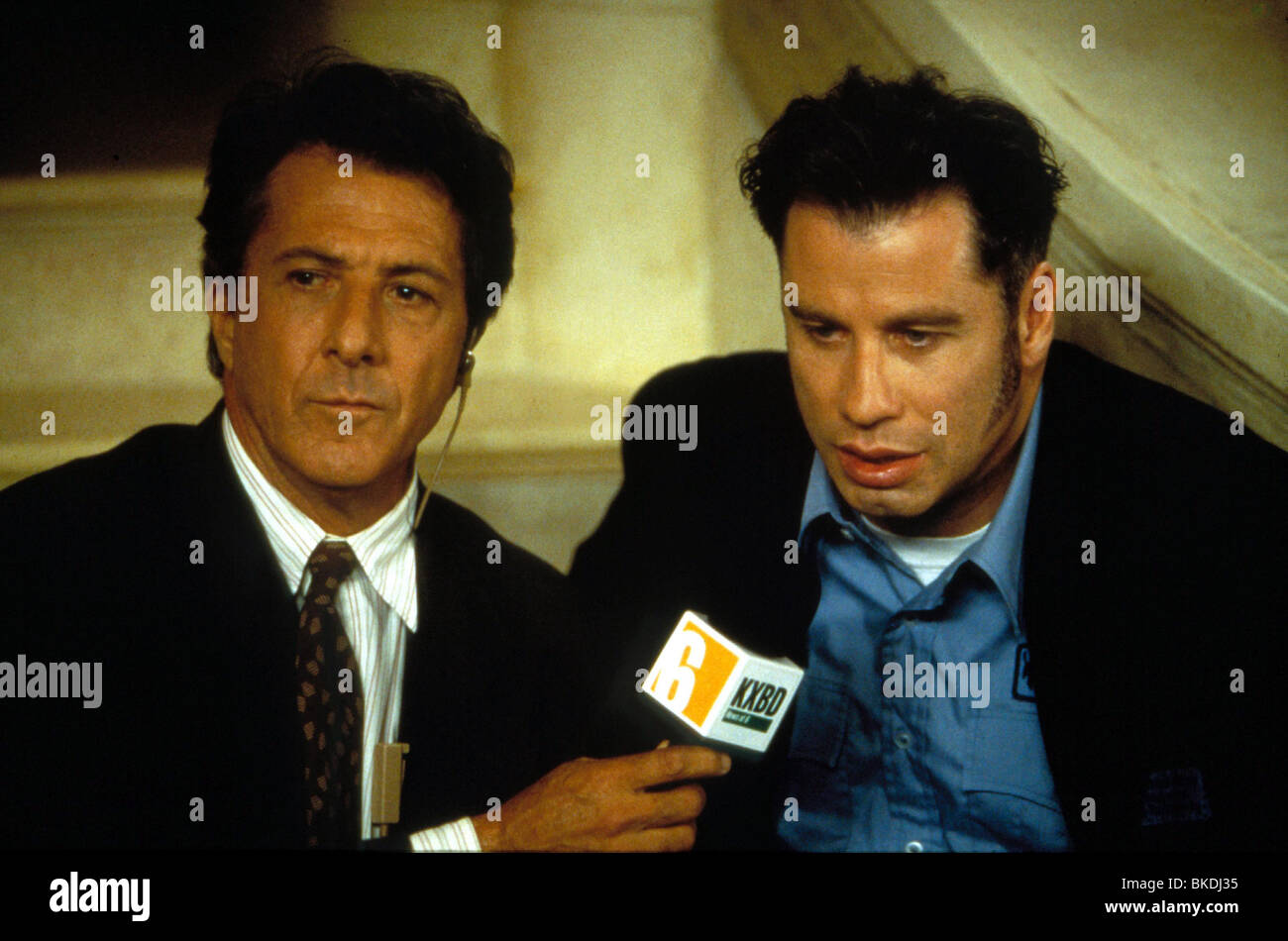 MAD CITY (1998) DUSTIN HOFFMAN, JOHN TRAVOLTA MDCT 030 Stock Photo