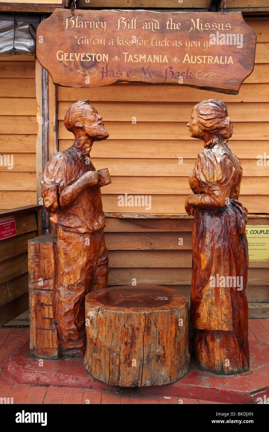 Blarney Bill and the Missus Wooden Sculpture, Geeveston Bakery