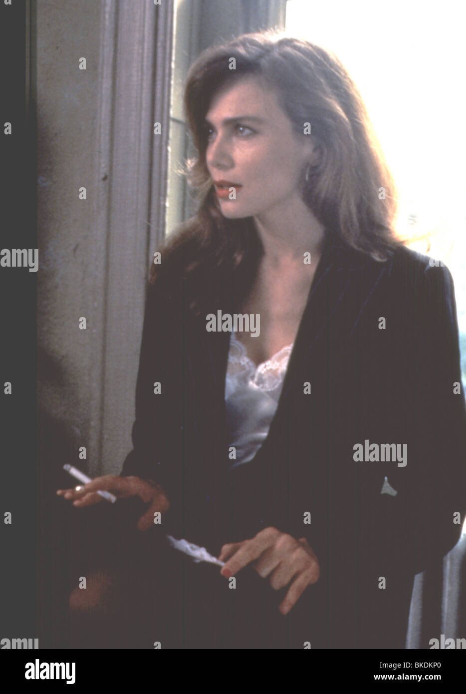 ROMEO IS BLEEDING (1993) LENA OLIN RIB 005 Stock Photo