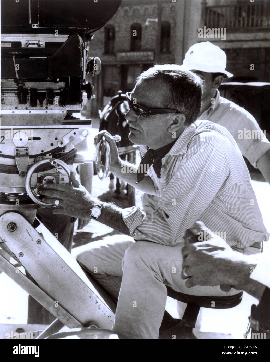 The wild bunch sam peckinpah hi-res stock photography and images - Alamy