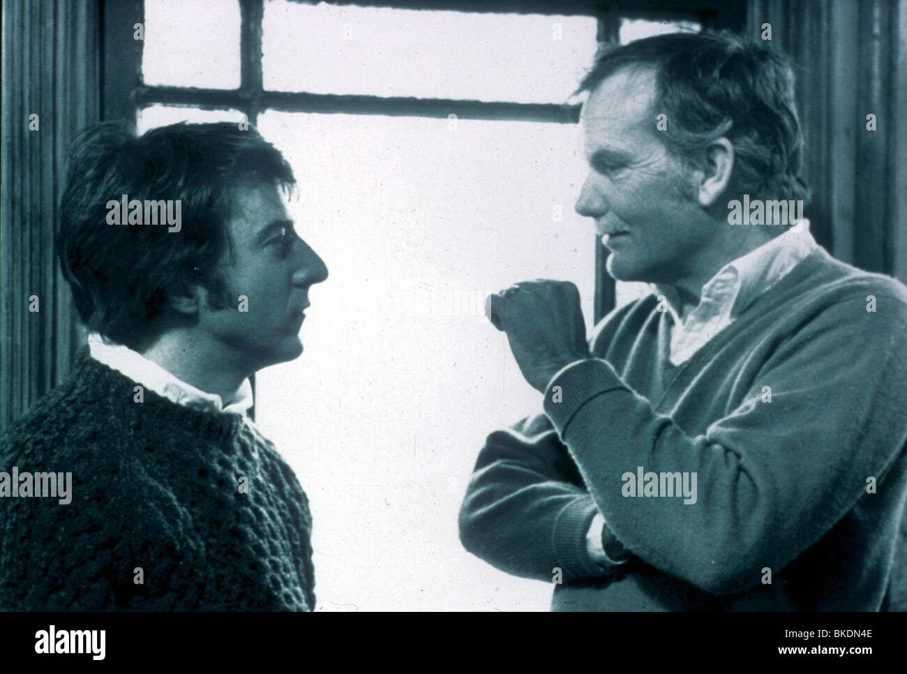 SAM PECKINPAH (DIR) O/S STRAW DOGS WITH DUSTIN HOFFMAN SMPC 006 GN