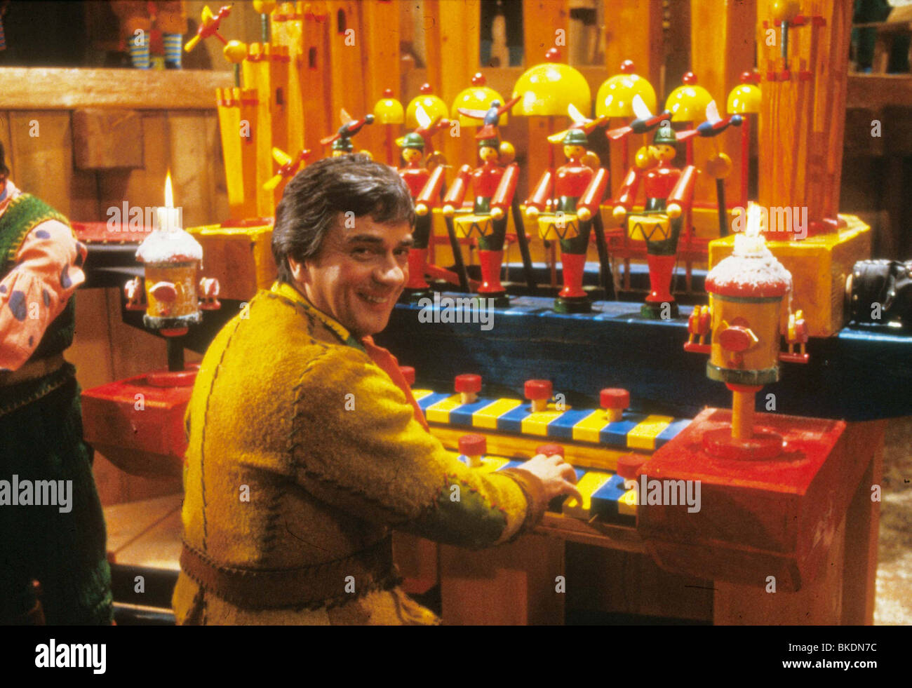 SANTA CLAUS THE MOVIE (1985) DUDLEY MOORE STMV 029 Stock Photo Alamy