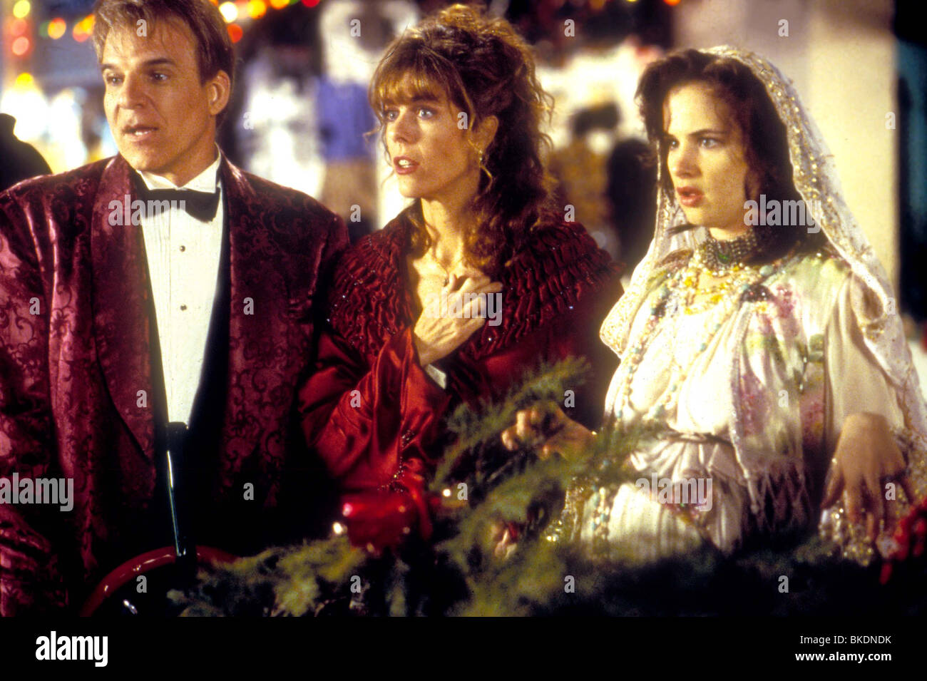 MIXED NUTS (1995) STEVE MARTIN, RITA WILSON, JULIETTE LEWIS MXDN 008