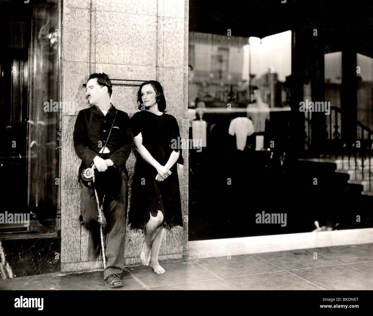 Paulette goddard hi-res stock photography and images - Alamy