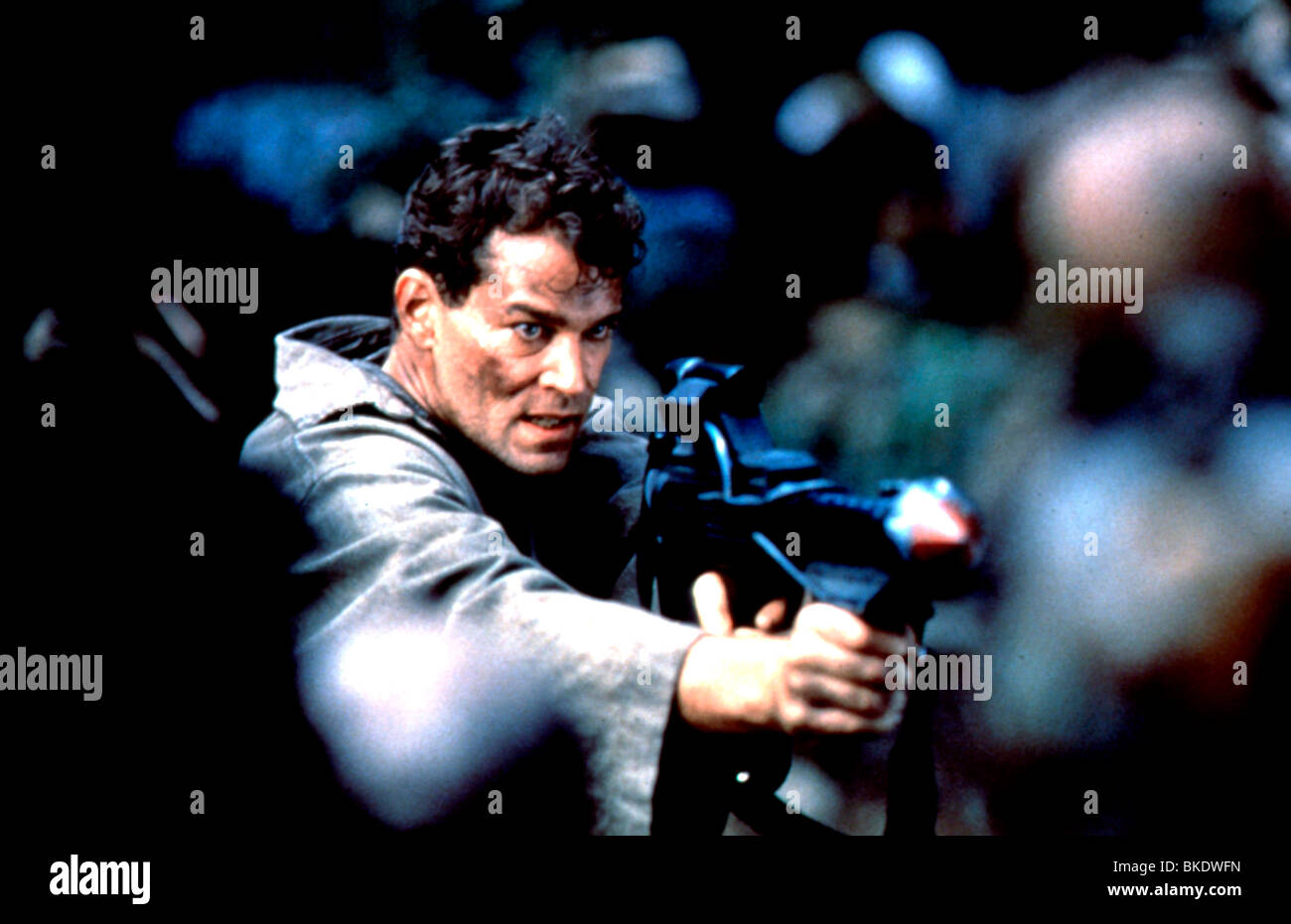 NO ESCAPE -1994 RAY LIOTTA Stock Photo