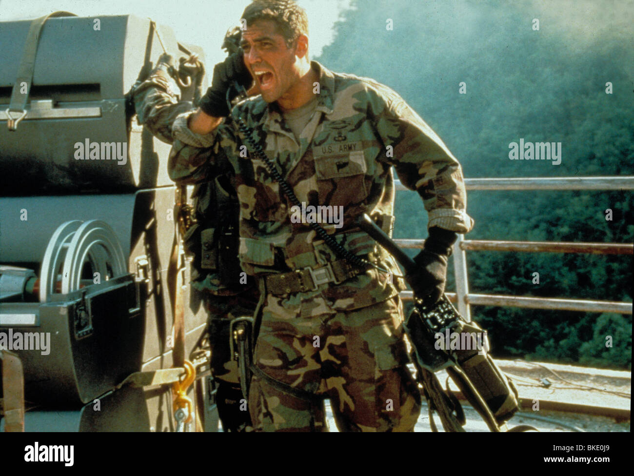 THE PEACEMAKER (1997) GEORGE CLOONEY PEAC 030 Stock Photo