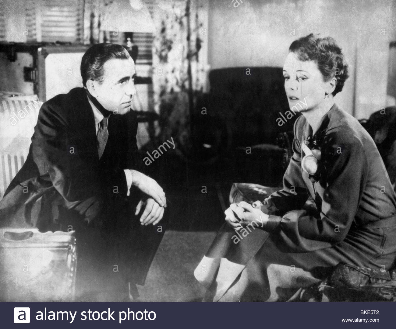 the portrayal of the characters in the movie and novel the maltesse falcon The maltese falcon summary largely as a result of humphrey bogart’s portrayal of him in john huston’s one of the first homosexual characters portrayed in an american novel, and caspar . the portrayal of the characters in the movie and novel the maltesse falcon The maltese falcon summary largely as a result of humphrey bogart’s portrayal of him in john huston’s one of the first homosexual characters portrayed in an american novel, and caspar .