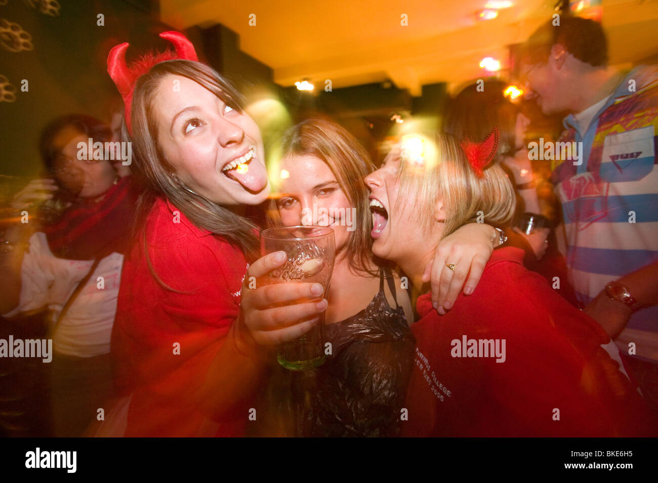 Drunk dancing hi-res stock photography and images - Page 3 - Alamy