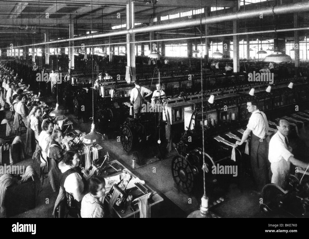 industry, textile industry, weaving mill, circa 1900, Stock Photo