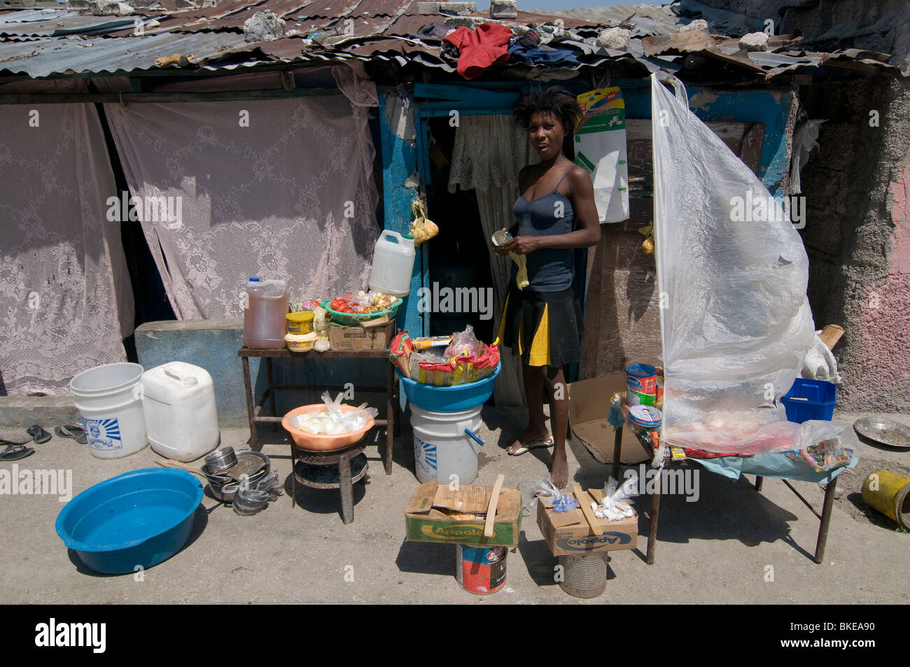 Makeshift Stock Photos & Makeshift Stock Images Alamy