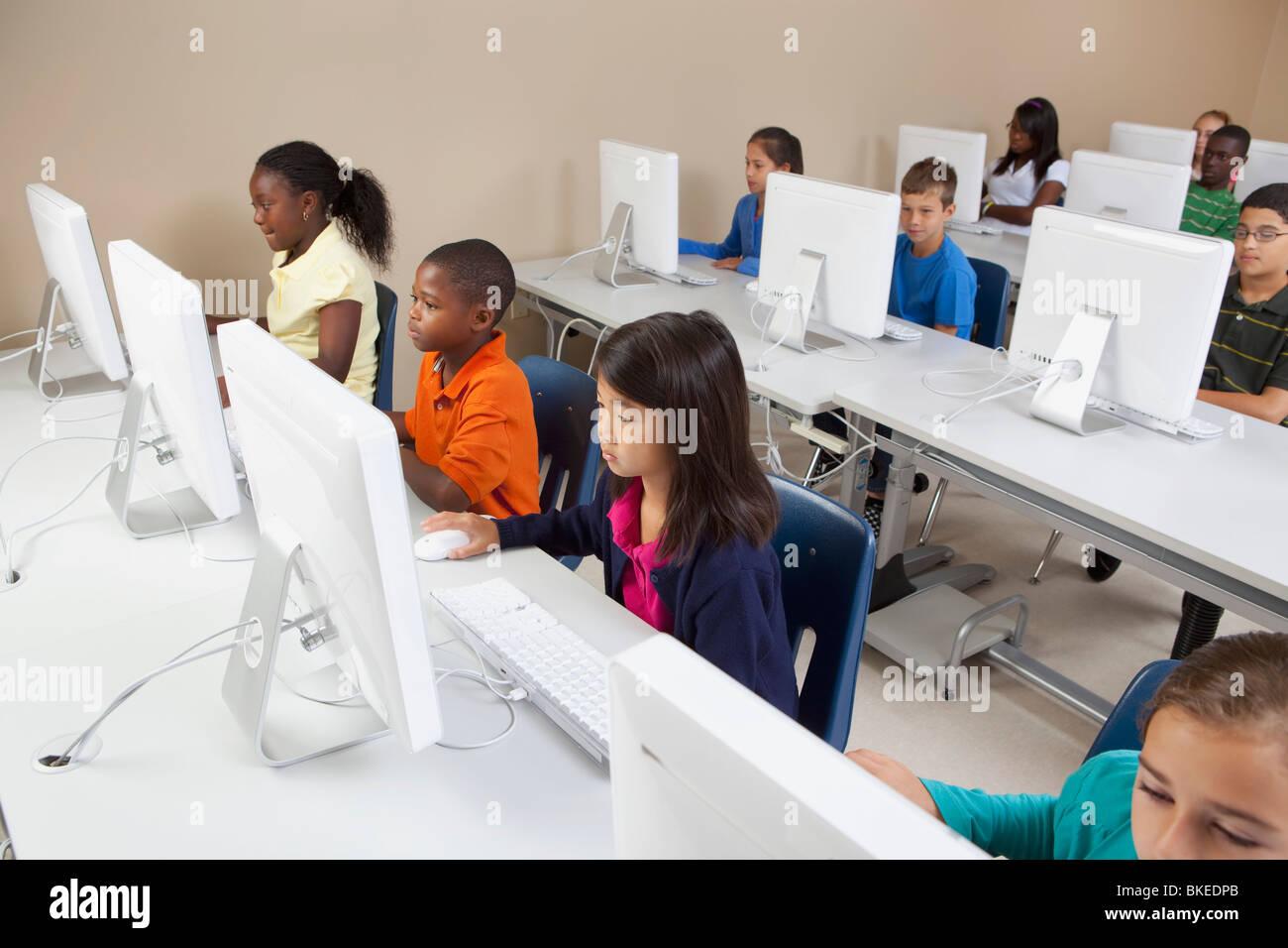 Students In Computer Class Stock Photo - Alamy