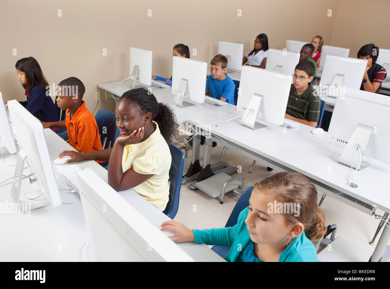 Students In Computer Class Stock Photo - Alamy