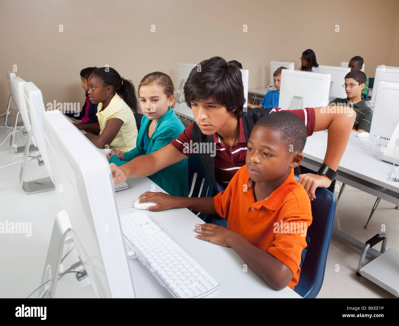 Students In Computer Class Stock Photo - Alamy