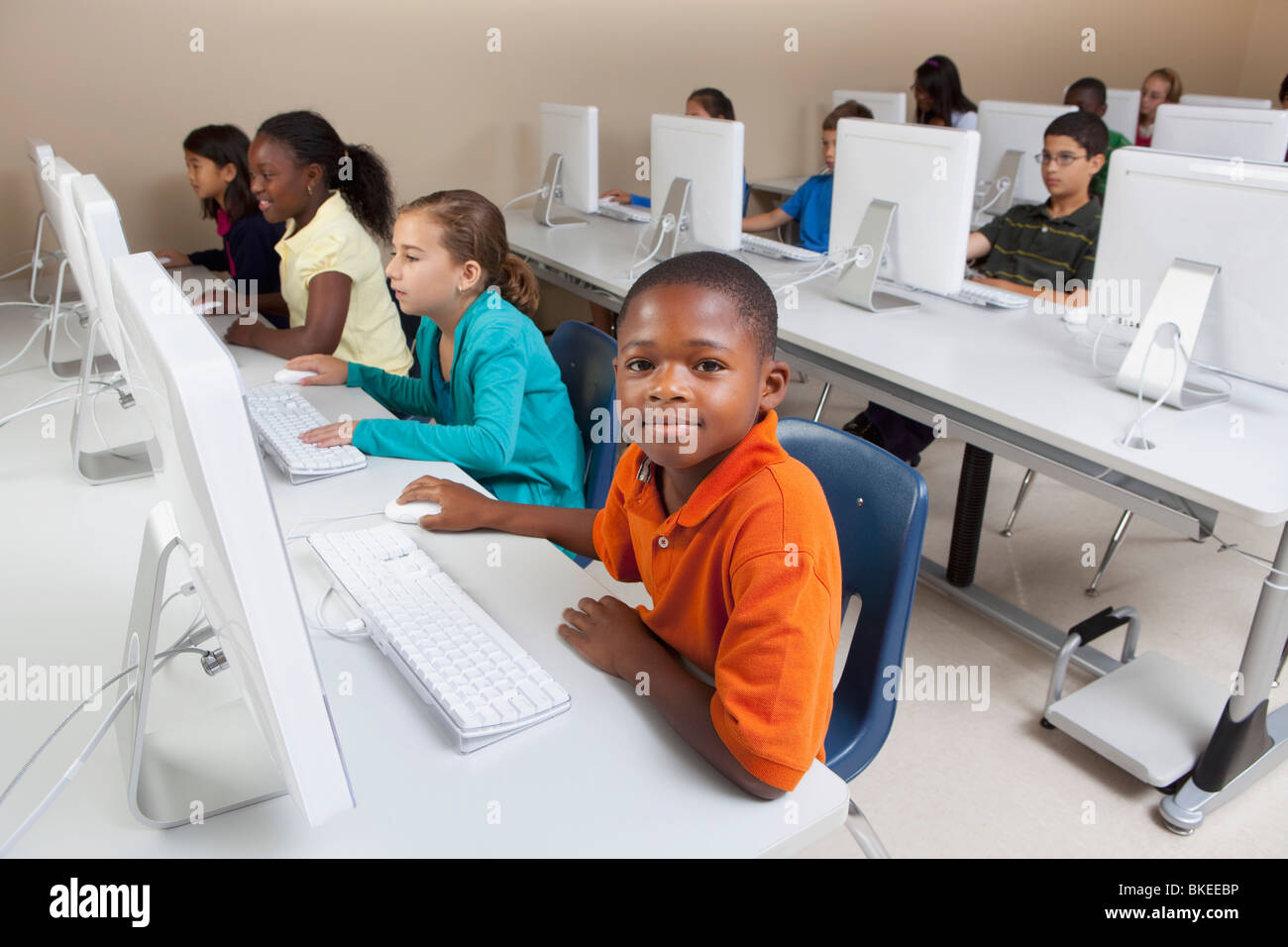 Students In Computer Class Stock Photo - Alamy