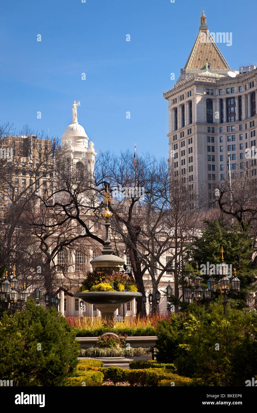 Garden in City Hall Park with City Hall beyond, New York City, USA Stock Photo