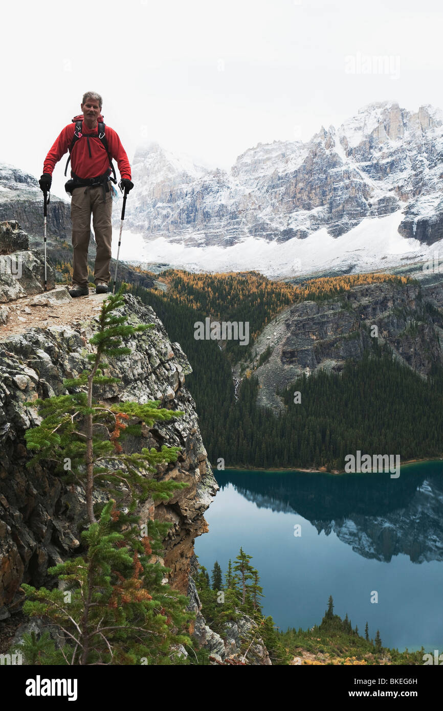 Hikers in yoho national park hi-res stock photography and images - Alamy