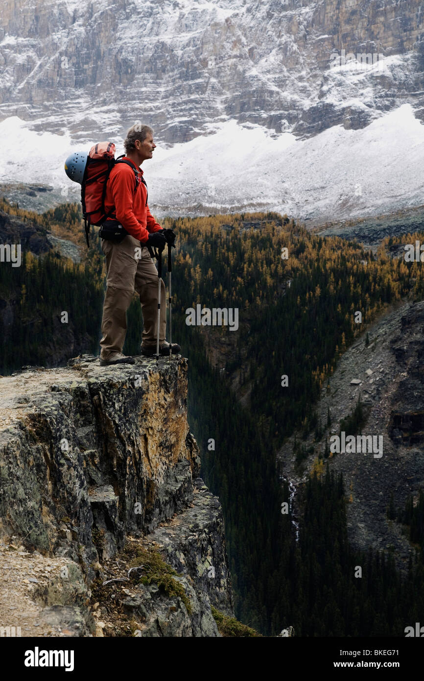 Hiker in yoho national park hi-res stock photography and images - Alamy