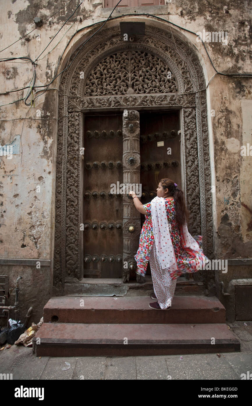 Doors of Stone Town in Zanzibar: 7 reviews and 29 photos